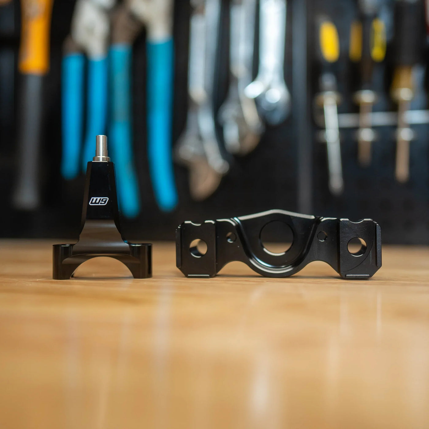 Warp 9 Ultra Bee Stabilizer Mount detail view