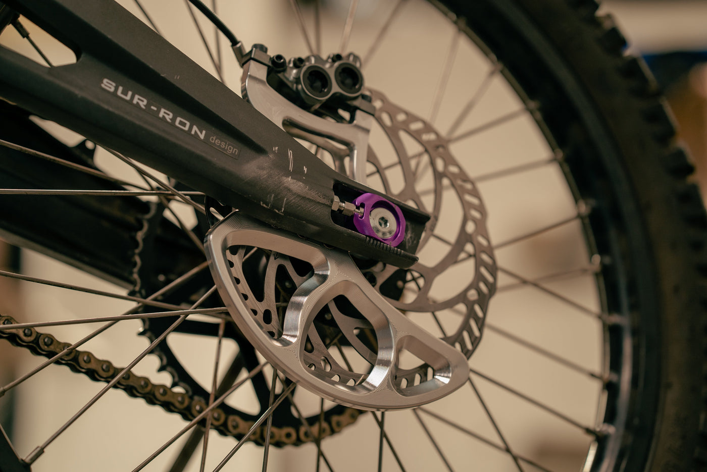 Prickly Disc Guard Fin for Surron and Talaria — color option