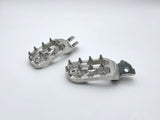 Warp 9 E-Moto Elite Foot Pegs — traction teeth and platform surface detail