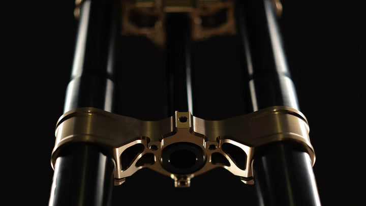 EXT Ferro fork bottom clamp and triple clamp detail