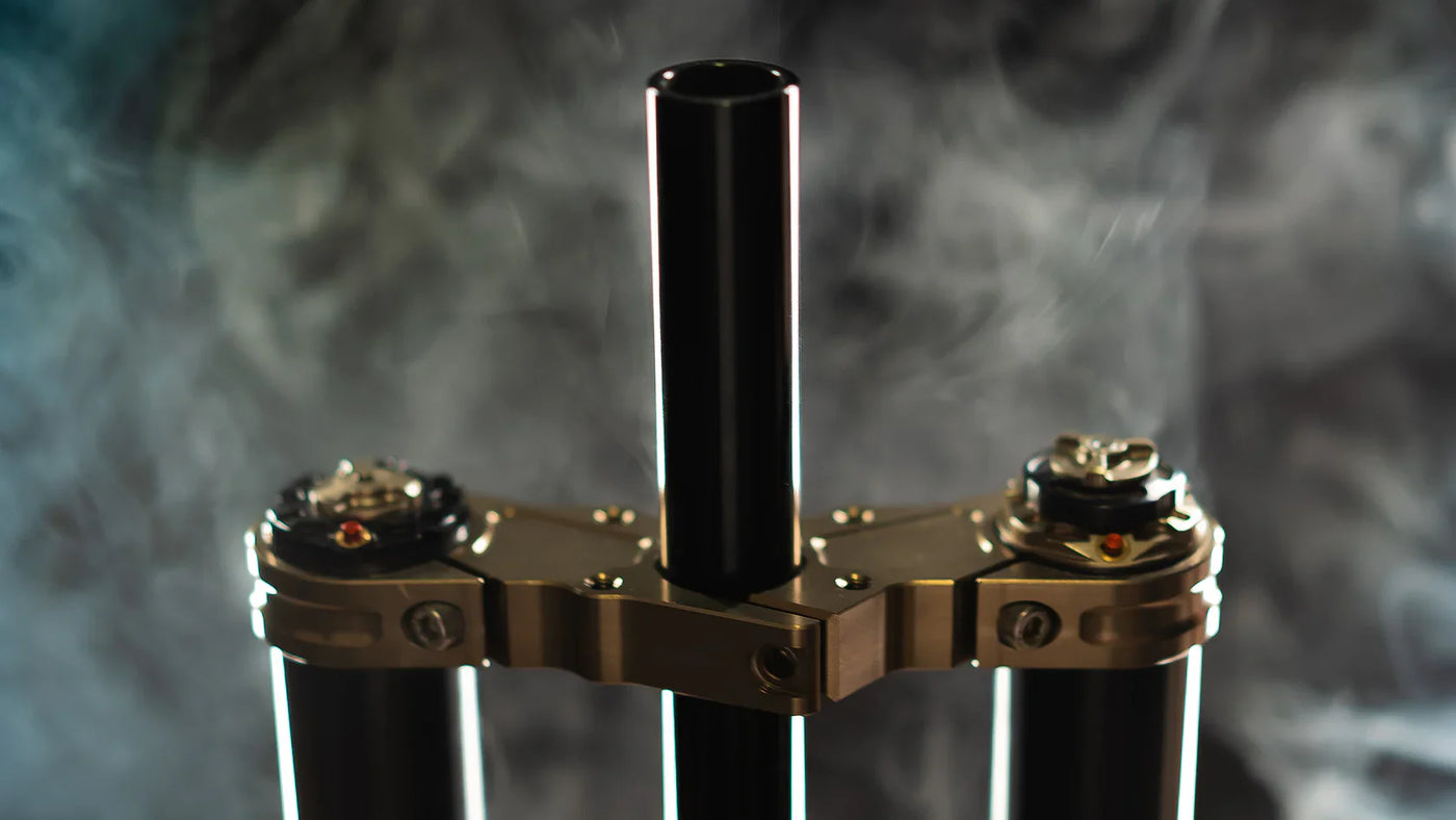EXT Ferro E-MX fork stem close-up
