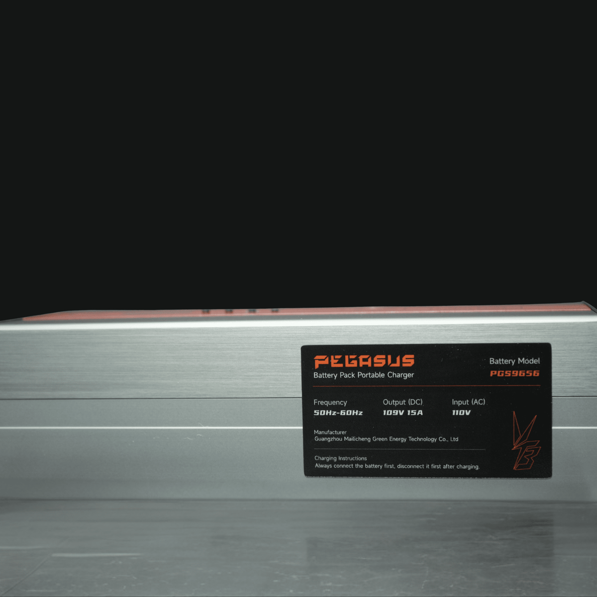 Ventus 96V 56Ah battery — underside and case bottom view