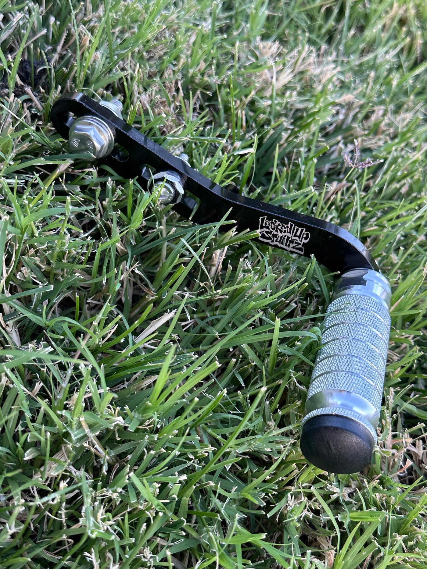 ETM RTR/RIZZLER REPLACEMENT SHIFTLOCK BRACKET (NO PEG)