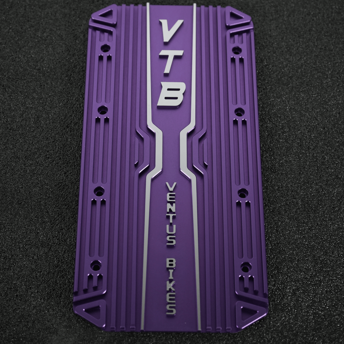 Ventus V9600 controller heat sink — mounting surface detail