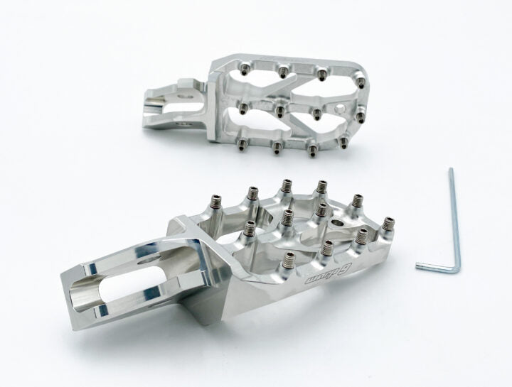 Warp 9 Ultra Bee Elite Foot Pegs for Surron Ultra Bee — platform detail