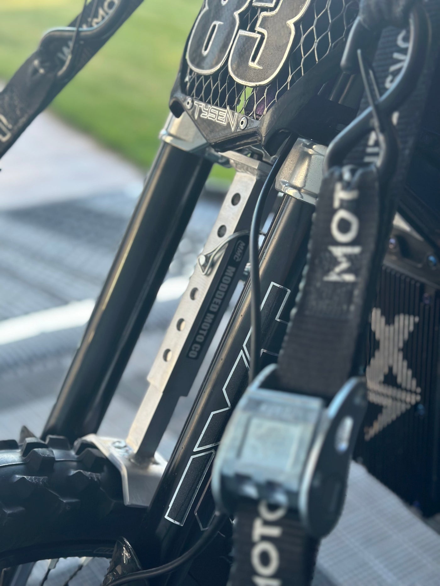 Adjustable Fork Saver — aluminum tube and adjustable length detail