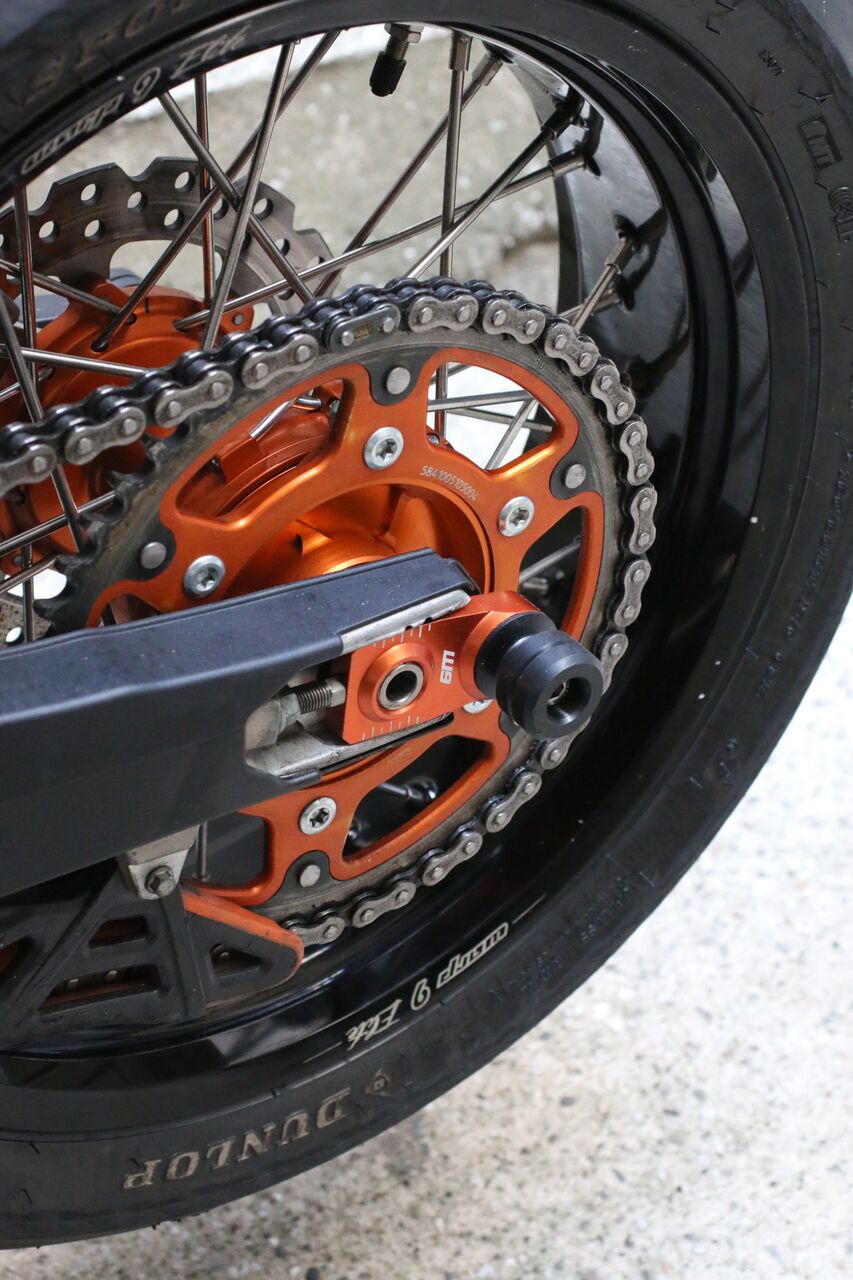 Warp 9 Axle Sliders