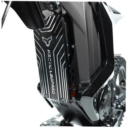 Arctic Leopard XE Pro S electric dirt bike — motor and drivetrain close-up